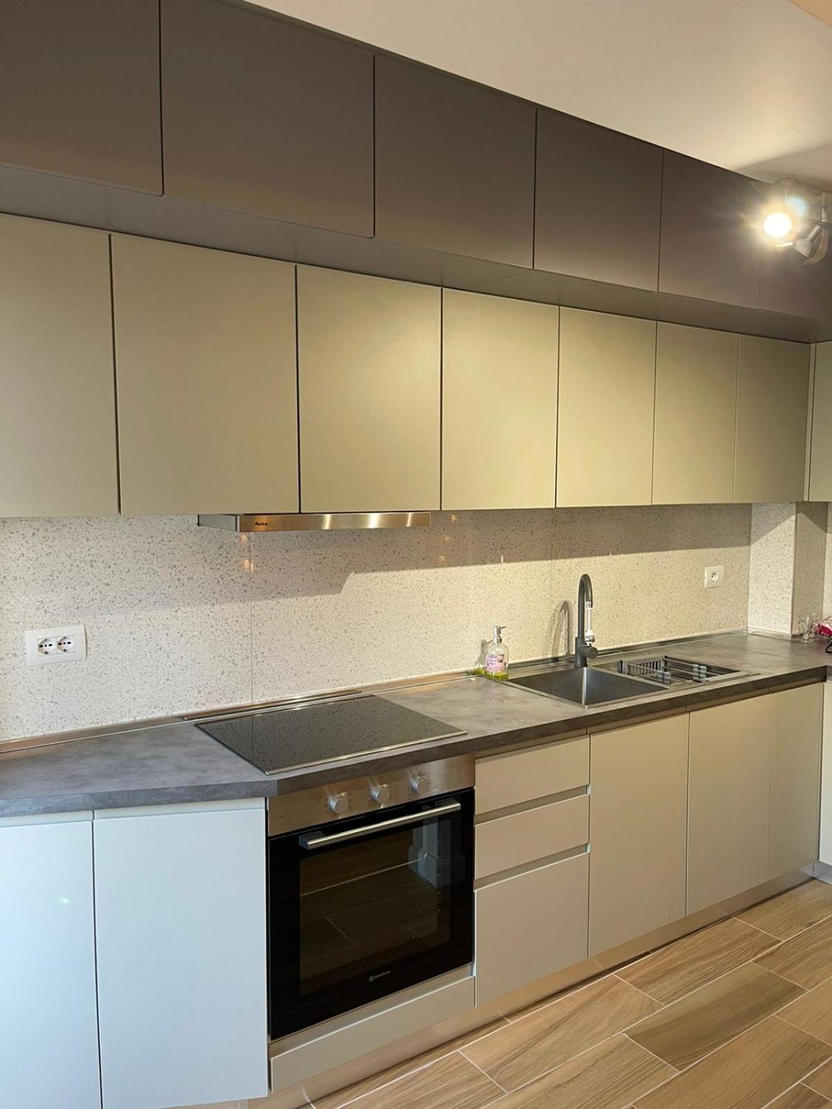 Dream Apartament Tirana Exteriör bild